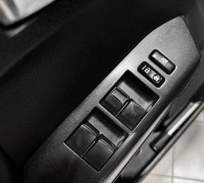 Внедорожник Toyota RAV4 2016 года, 2457000 рублей, Красноярск