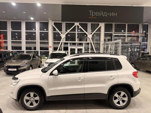 Внедорожник Volkswagen Tiguan 2011 года, 1135000 рублей, Орёл