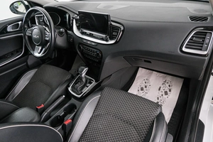 Хетчбэк Kia Ceed 2022 года, 2249000 рублей, Красноярск