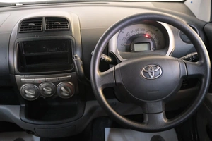 Хетчбэк Toyota Passo 2009 года, 529000 рублей, Омск