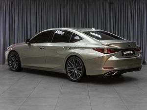Седан Lexus ES 2020 года, 4029000 рублей, Тюмень