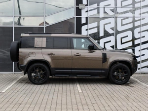 Внедорожник Land Rover Defender 2022 года, 6250000 рублей, Краснодар