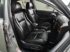 Седан Toyota Avensis 2006 года, 889000 рублей, Тюмень