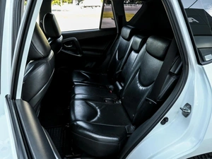Внедорожник Toyota RAV4 2012 года, 1599000 рублей, Волгоград