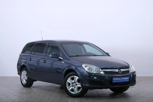 Универсал Opel Astra 2010 года, 699000 рублей, Омск