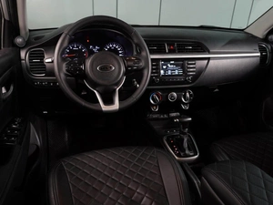 Хетчбэк Kia Rio X-Line 2017 года, 1399000 рублей, Воронеж