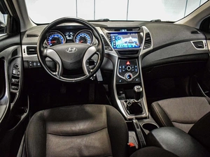 Седан Hyundai Elantra 2015 года, 980000 рублей, Муром