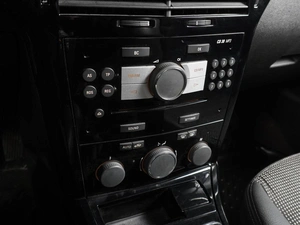 Седан Opel Astra 2010 года, 599000 рублей, Воронеж