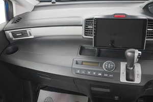 Минивэн Honda Freed 2012 года, 1149000 рублей, Кемерово