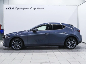 Хетчбэк Mazda 3 2019 года, 1699000 рублей, Красноярск