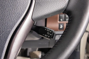 Минивэн Toyota Esquire 2017 года, 2389000 рублей, Барнаул