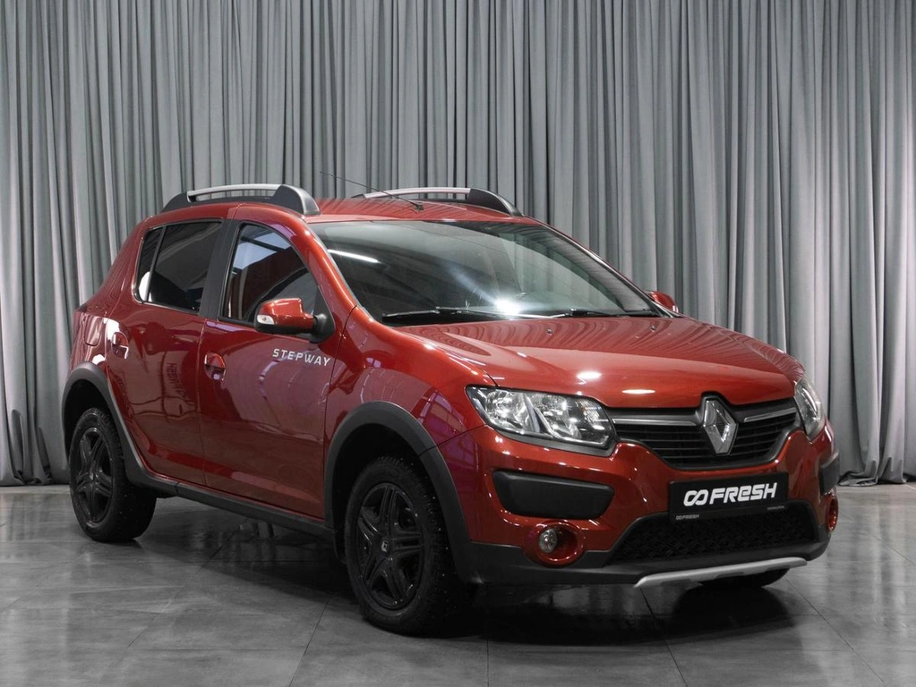 Хетчбэк Renault Sandero Stepway 2017 года, 975000 рублей, Тюмень