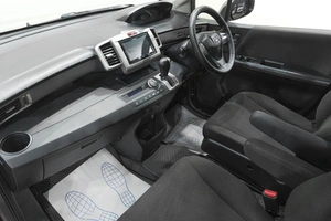 Минивэн Honda Freed 2015 года, 1269000 рублей, Новокузнецк