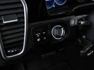 Внедорожник Porsche Cayenne Turbo S 2020 года, 14998888 рублей, Москва