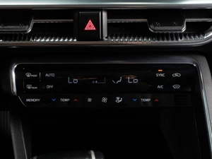 Седан Kia K5 2020 года, 2300000 рублей, Тюмень