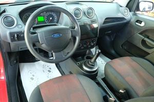 Хетчбэк Ford Fiesta 2008 года, 679000 рублей, Омск