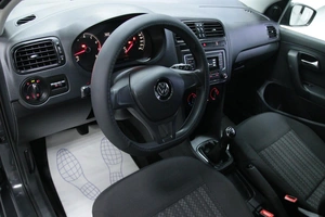 Седан Volkswagen Polo 2016 года, 863000 рублей, Солонцы