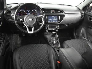 Хетчбэк Kia Rio X-Line 2018 года, 1048200 рублей, Казань