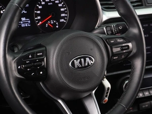 Седан Kia Rio 2021 года, 1619000 рублей, Воронеж