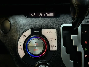 Минивэн Toyota Sienta 2020 года, 1727000 рублей, Красноярск