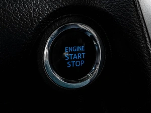 Седан Toyota Camry 2018 года, 2649000 рублей, Тюмень