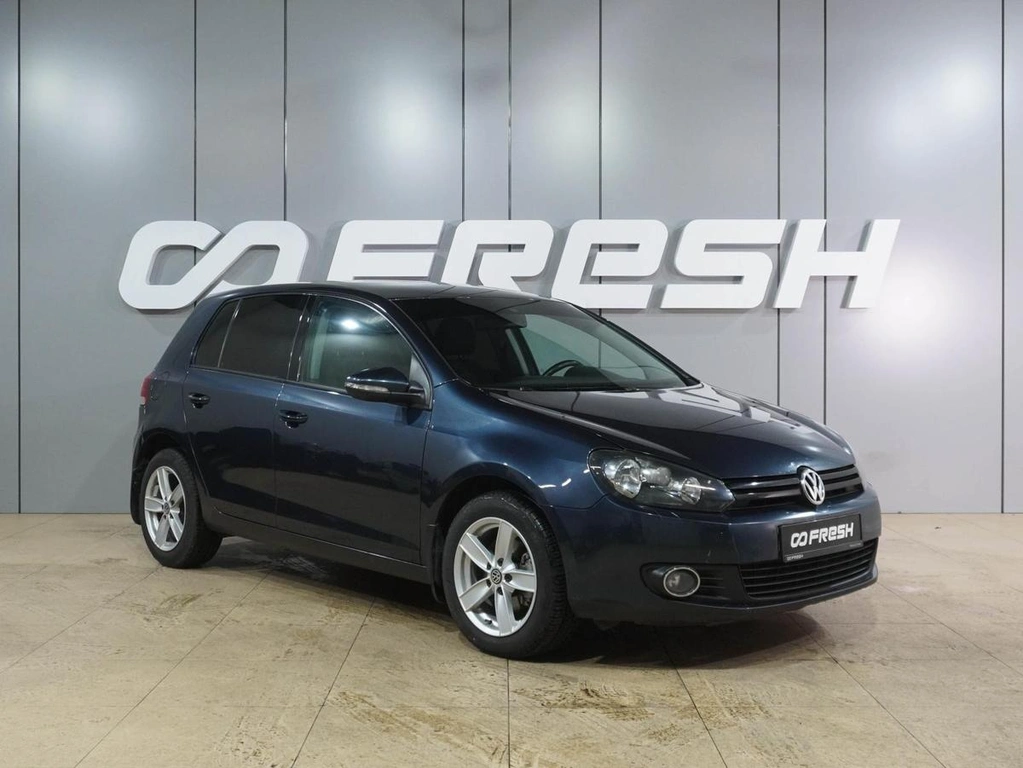 Хетчбэк Volkswagen Golf 2010 года, 899000 рублей, Воронеж