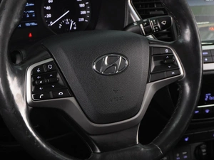 Седан Hyundai Solaris 2018 года, 1349000 рублей, Воронеж