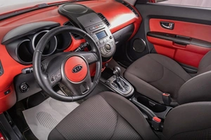 Хетчбэк Kia Soul 2012 года, 1199000 рублей, Томск