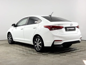 Седан Hyundai Solaris 2019 года, 1399900 рублей, Казань