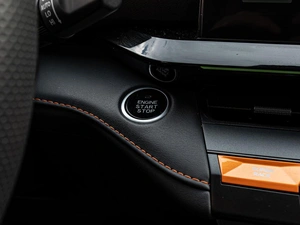 Лифтбек Changan UNI-V 2024 года, 2375000 рублей, Краснодар