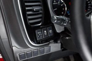 Внедорожник Mitsubishi Outlander 2013 года, 1490000 рублей, Красноярск