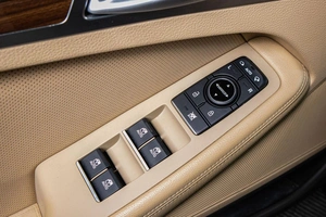 Седан Hyundai Genesis 2015 года, 2589000 рублей, Сургут