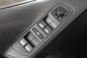 Внедорожник Volkswagen Tiguan 2010 года, 1089000 рублей, Пермь