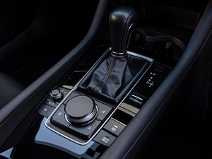 Хетчбэк Mazda 3 2019 года, 1747000 рублей, Краснодар