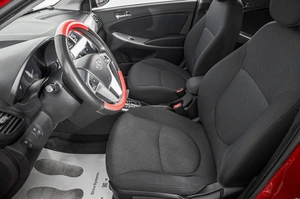 Седан Hyundai Solaris 2011 года, 899000 рублей, Барнаул