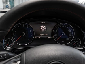 Внедорожник Volkswagen Touareg 2014 года, 2468000 рублей, Краснодар