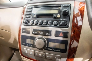 Минивэн Toyota Ipsum 2001 года, 759000 рублей, Барнаул