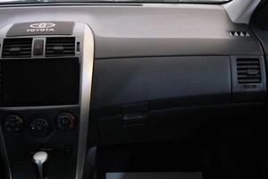 Седан Toyota Corolla 2012 года, 1199000 рублей, Омск