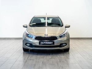 Хетчбэк Kia Ceed 2015 года, 1339000 рублей, Саратов