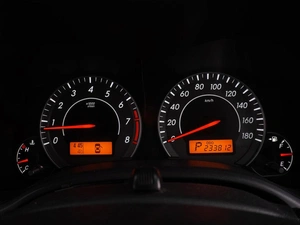 Седан Toyota Corolla Axio 2011 года, 899000 рублей, Воронеж