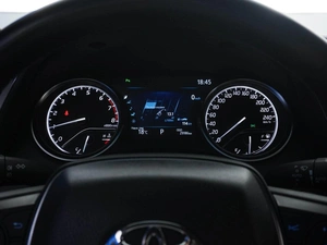 Седан Toyota Camry 2021 года, 3399055 рублей, Москва