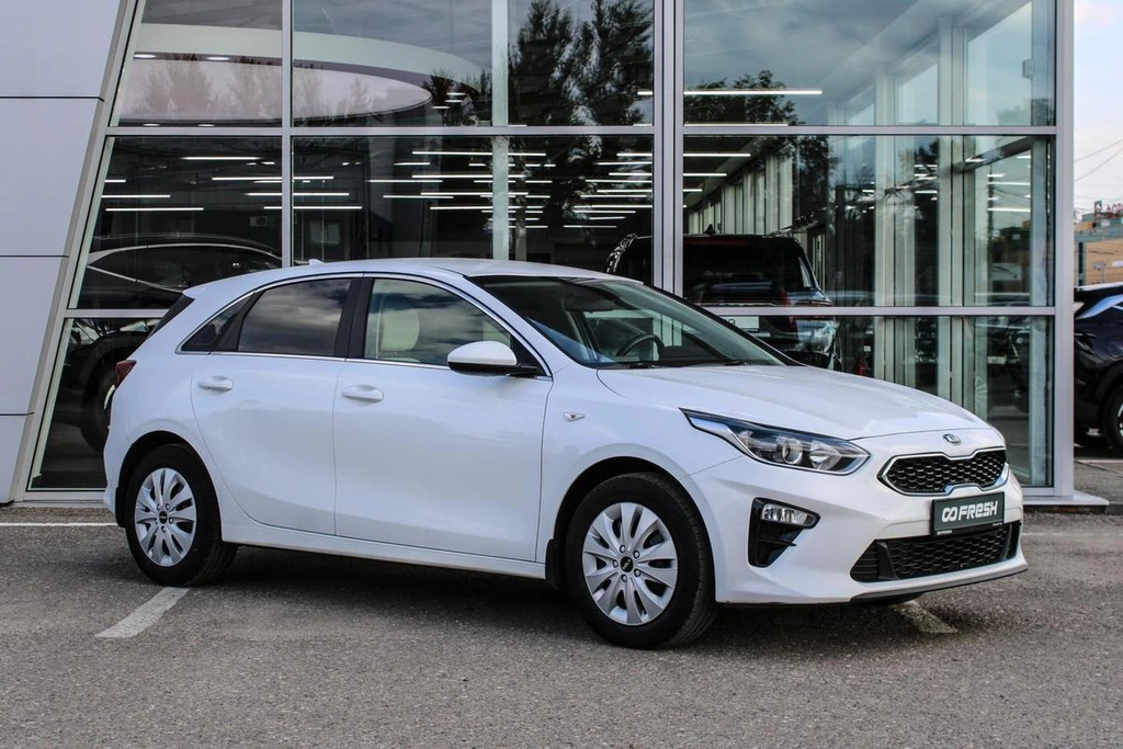 Хетчбэк Kia Ceed 2018 года, 1460000 рублей, Ярославль