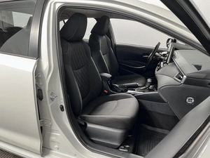 Седан Toyota Corolla 2019 года, 1730000 рублей, Казань