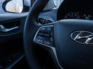 Седан Hyundai Solaris 2021 года, 1680000 рублей, Волгоград