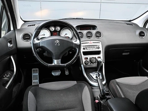 Хетчбэк Peugeot 308 2011 года, 624000 рублей, Кирилловка