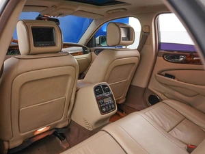 Седан Jaguar XJ 2009 года, 1849985 рублей, Москва