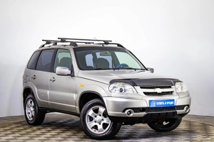 Внедорожник Chevrolet Niva 2010 года, 479000 рублей, Пермь