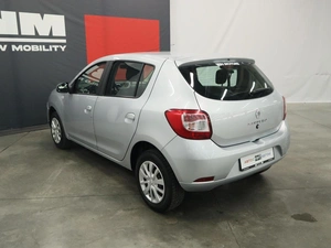 Хэтчбек Renault Sandero 2020 года, 1085000 рублей, Курск