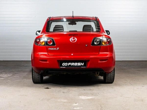Седан Mazda 3 2005 года, 699000 рублей, Ставрополь