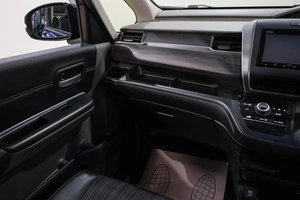 Минивэн Honda Freed 2017 года, 1399000 рублей, Новокузнецк